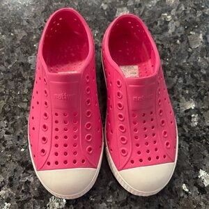 Pink Native - size C12